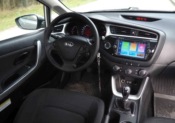 Kia Ceed cena 36900 przebieg: 196120, rok produkcji 2017 z Świnoujście małe 667